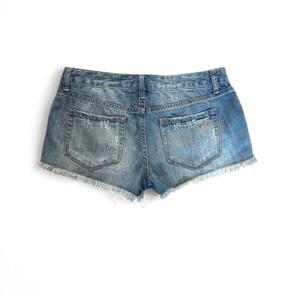 y2k vtg. American Rag Crochet Knit Cut off Frayed Short shorts size 5. - Picture 6 of 6